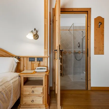 Hotel Camana Veglia 4*